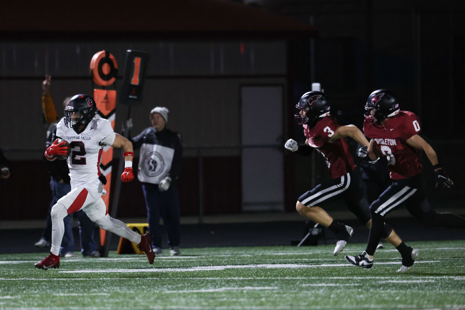 102524-wsj-sports-middleton-chippewa0003